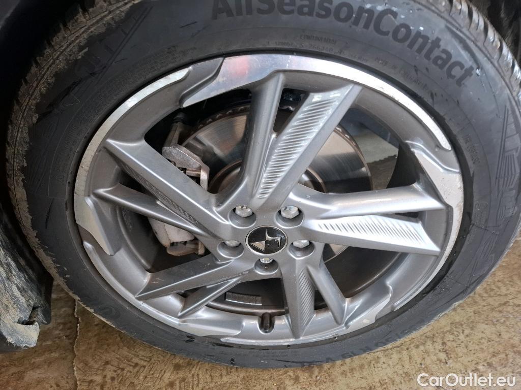  DS  DS7 DS DS 7 Crossback / 2017 / 5P / SUV E-TENSE 225 RIVOLI #1