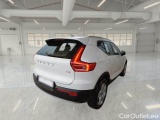  Volvo  XC 40 VOLVO XC40 / 2017 / 5P / SUV T3 AUTOMATICO MOMENTUM PRO #2