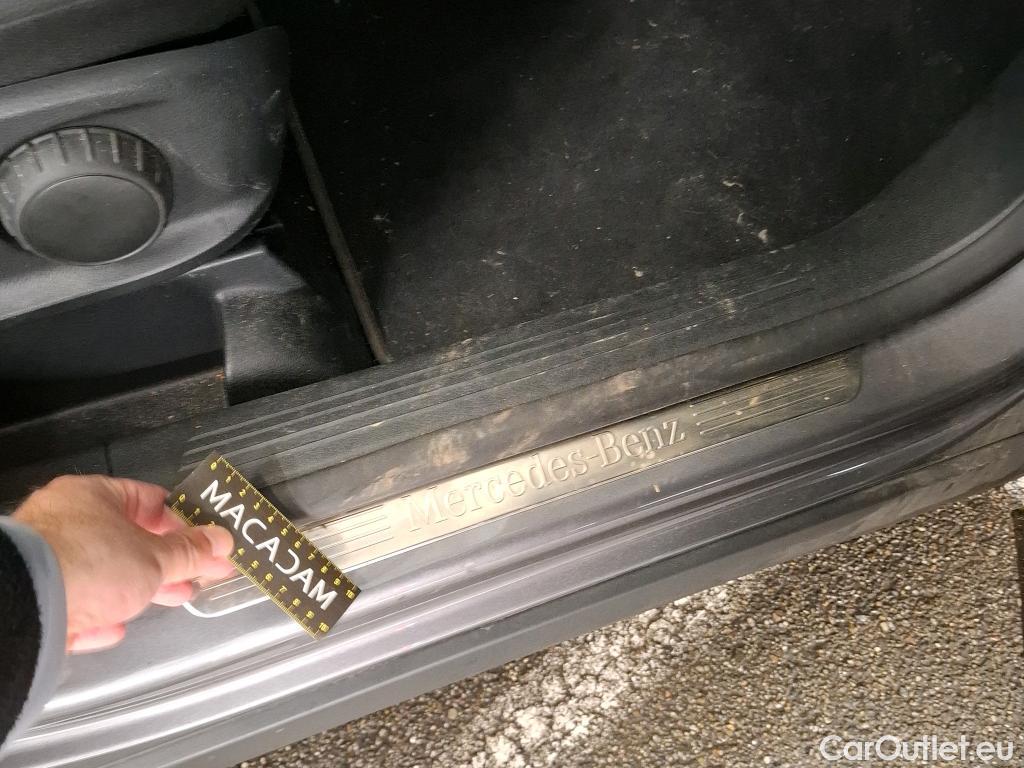  Mercedes  GLA MERCEDES-BENZ  / 2020 / 5P / SUV 2.0  200 D BUSINESS LINE DCT #9