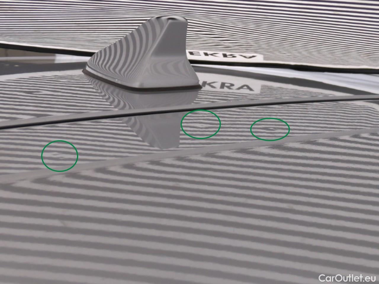  KIA  Sorento KIA  / 2020 / 5P / SUV 1.6 T-GDI PHEV 4WD DESIGN AUTO 7-SEATS #18