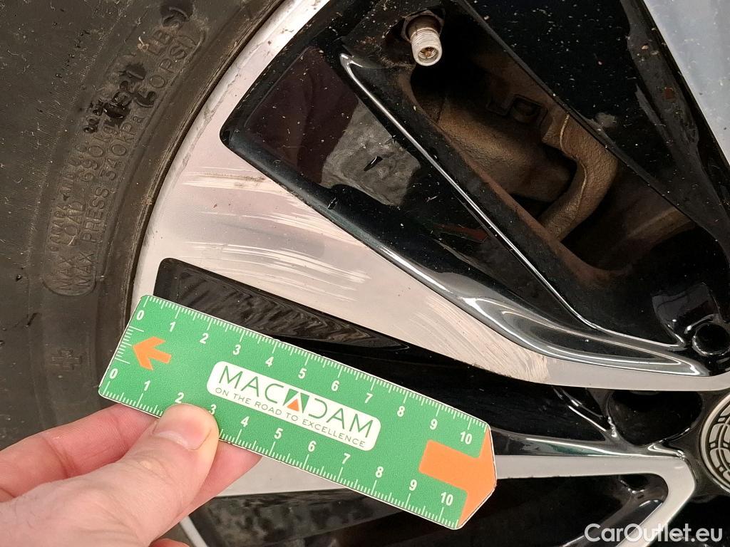  Mercedes  A-Klasse MERCEDES-BENZ Classe A Compact / 2018 / 5P / Berline A 250 e Business Line 8G-DCT #13