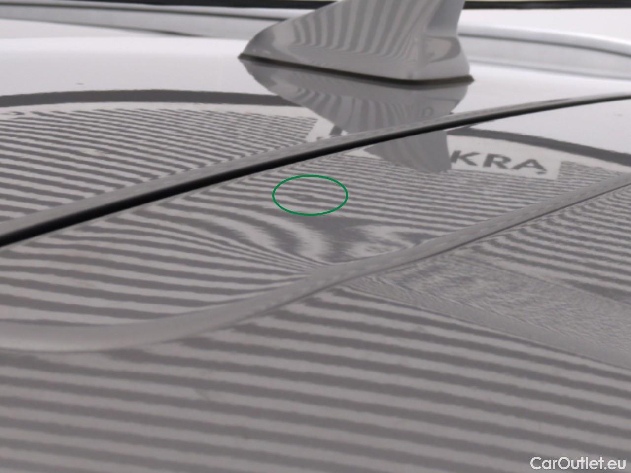  KIA  Sorento KIA  / 2020 / 5P / SUV 1.6 T-GDI PHEV 4WD DESIGN AUTO 7-SEATS #17