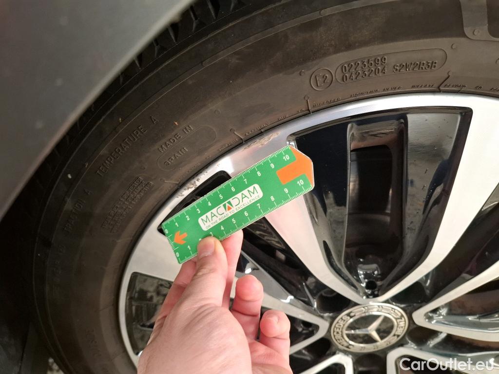  Mercedes  A-Klasse MERCEDES-BENZ Classe A Compact / 2018 / 5P / Berline A 250 e Business Line 8G-DCT #24