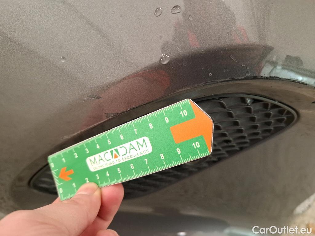  Mercedes  A-Klasse MERCEDES-BENZ Classe A Compact / 2018 / 5P / Berline A 250 e Business Line 8G-DCT #9