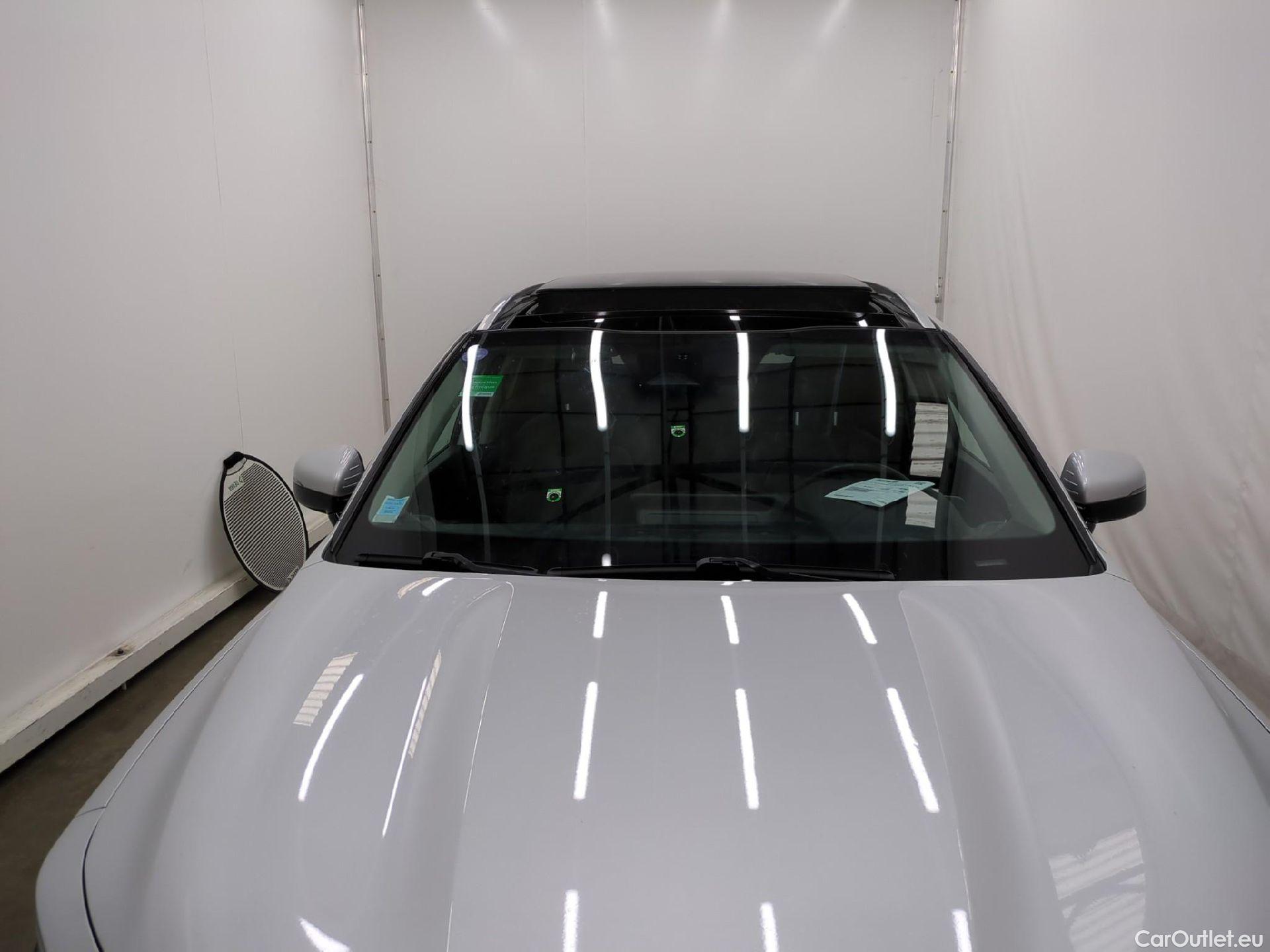  KIA  Sorento KIA  / 2020 / 5P / SUV 1.6 T-GDI PHEV 4WD DESIGN AUTO 7-SEATS #3