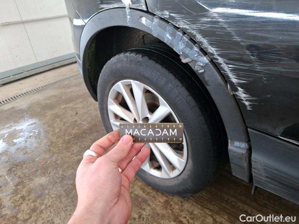  Nissan  Qashqai NISSAN  5p Crossover 15 DCI 110 BUSINESS EDITION #123