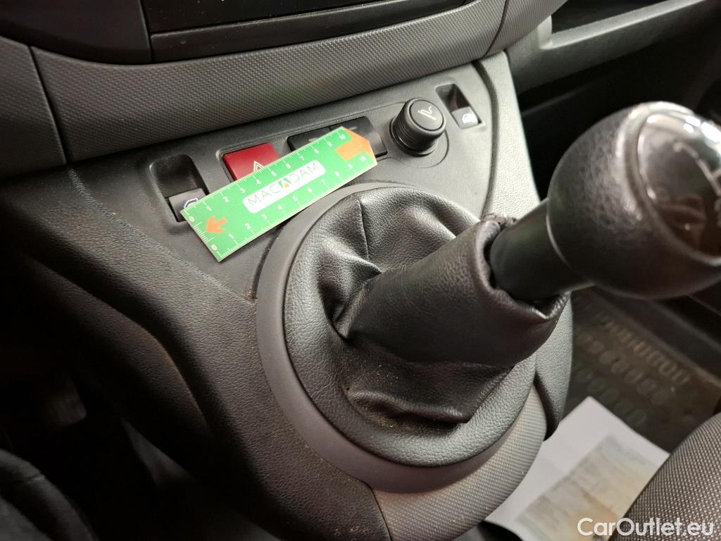  Peugeot  Partner  L1 Premium 1.6 HDi 100CV BVM5 E6 #13