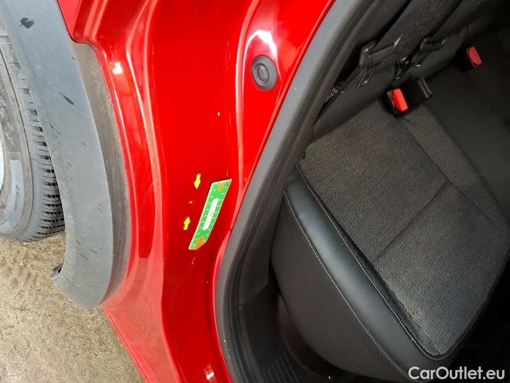  Renault  Captur RENAULT  / 2019 / 5P / SUV Intens E-Tech hybride recharg 160 - 21 #16