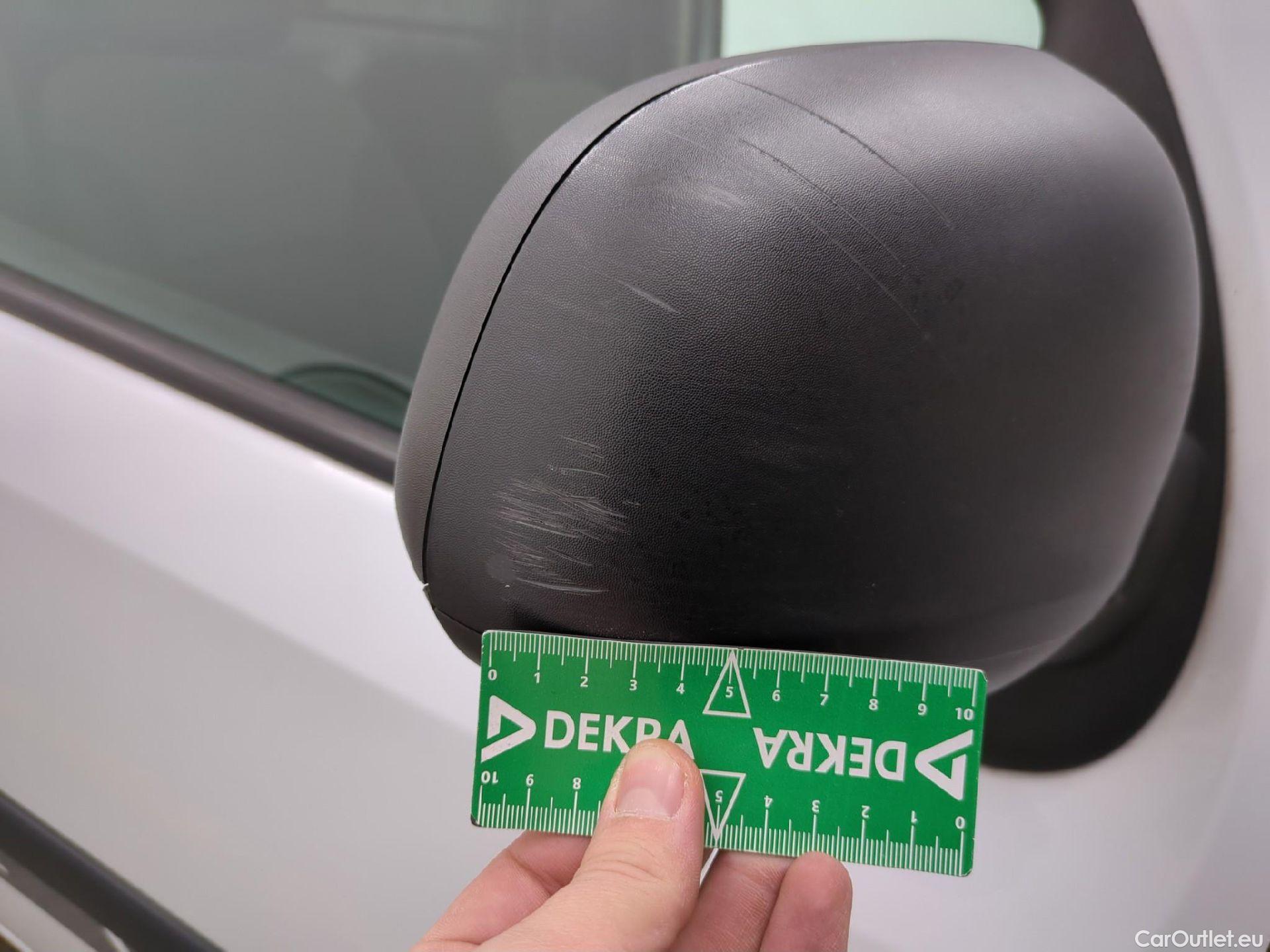  Renault  Kangoo  Express Extra (Série Spéciale) 1.5 dCi 90CV BVM5 E6 #14