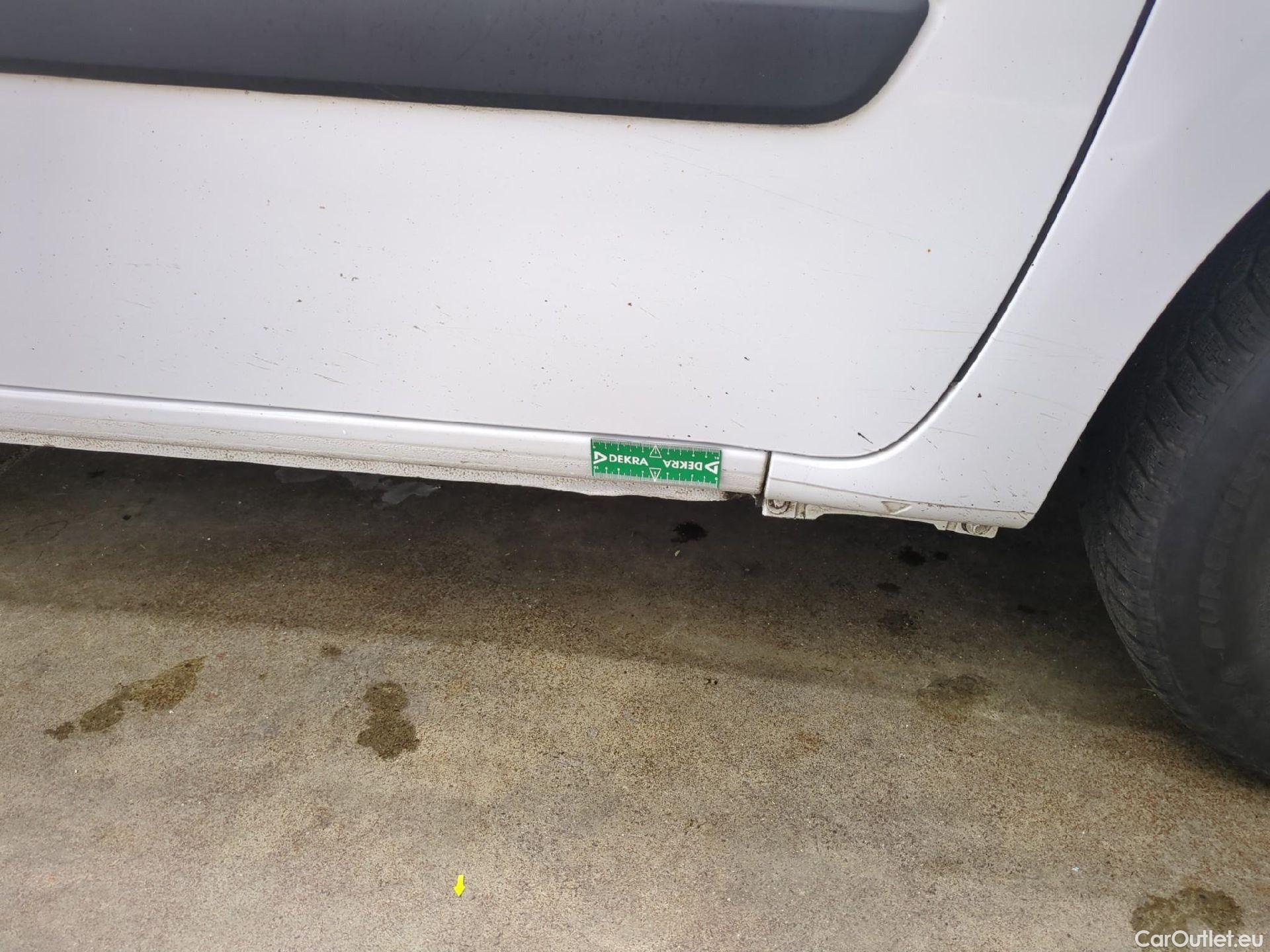  Renault  Kangoo  II Express Maxi Extra (Série Spéciale) 1.5 dCi 95CV BVM6 E6dT #32