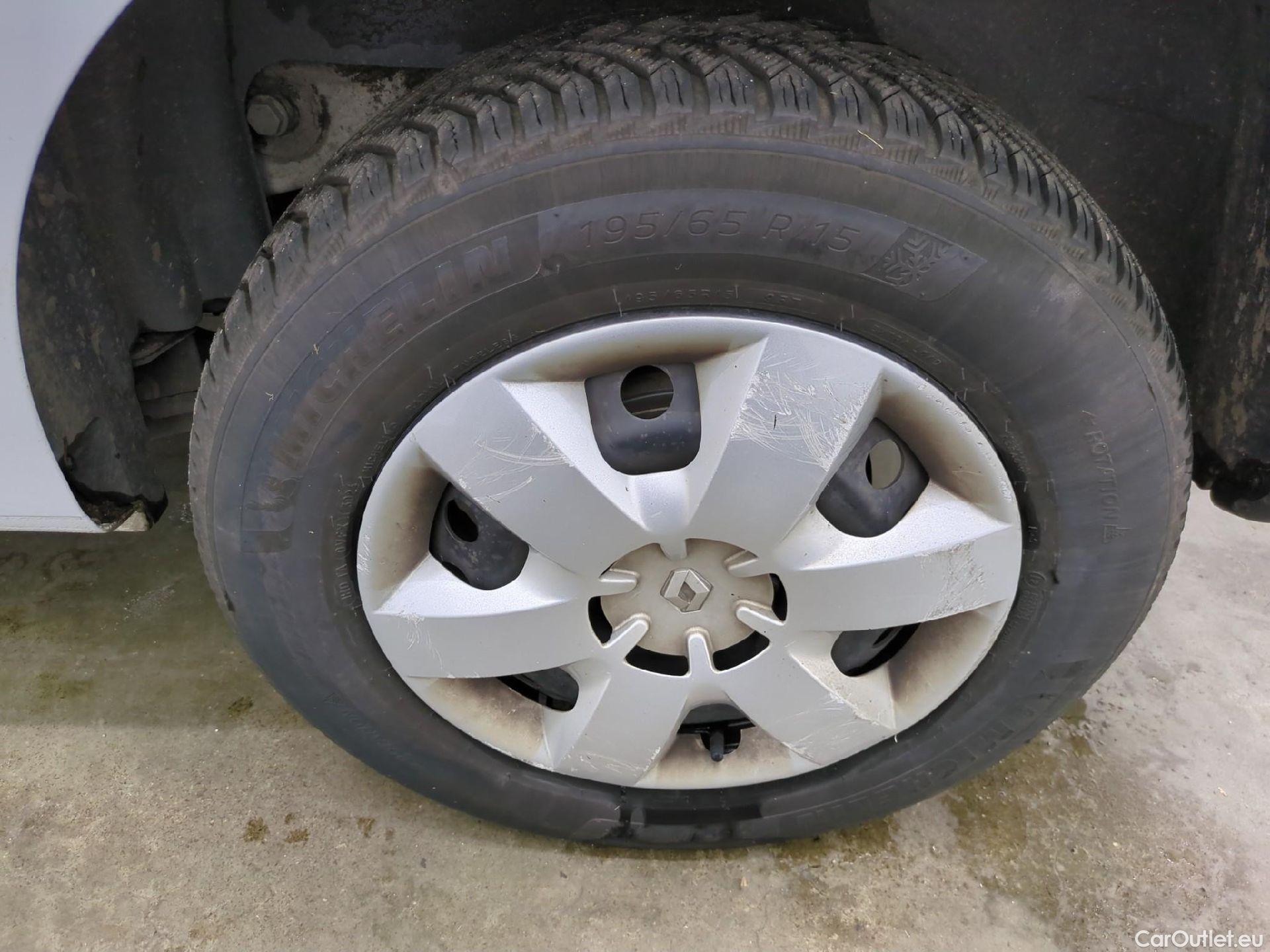  Renault  Kangoo  Express Extra (Série Spéciale) 1.5 dCi 90CV BVM5 E6 #21