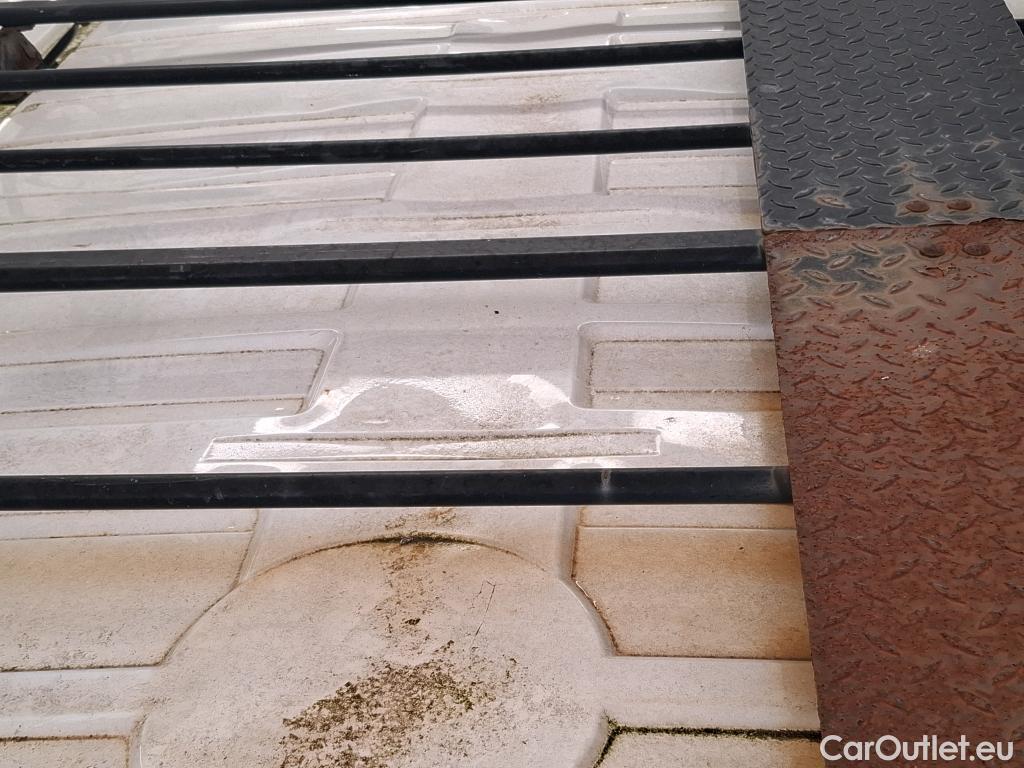  Renault  Trafic RENAULT  VU 4p Fourgon CA CF L2H1 1200 dCi 95 E6 #6