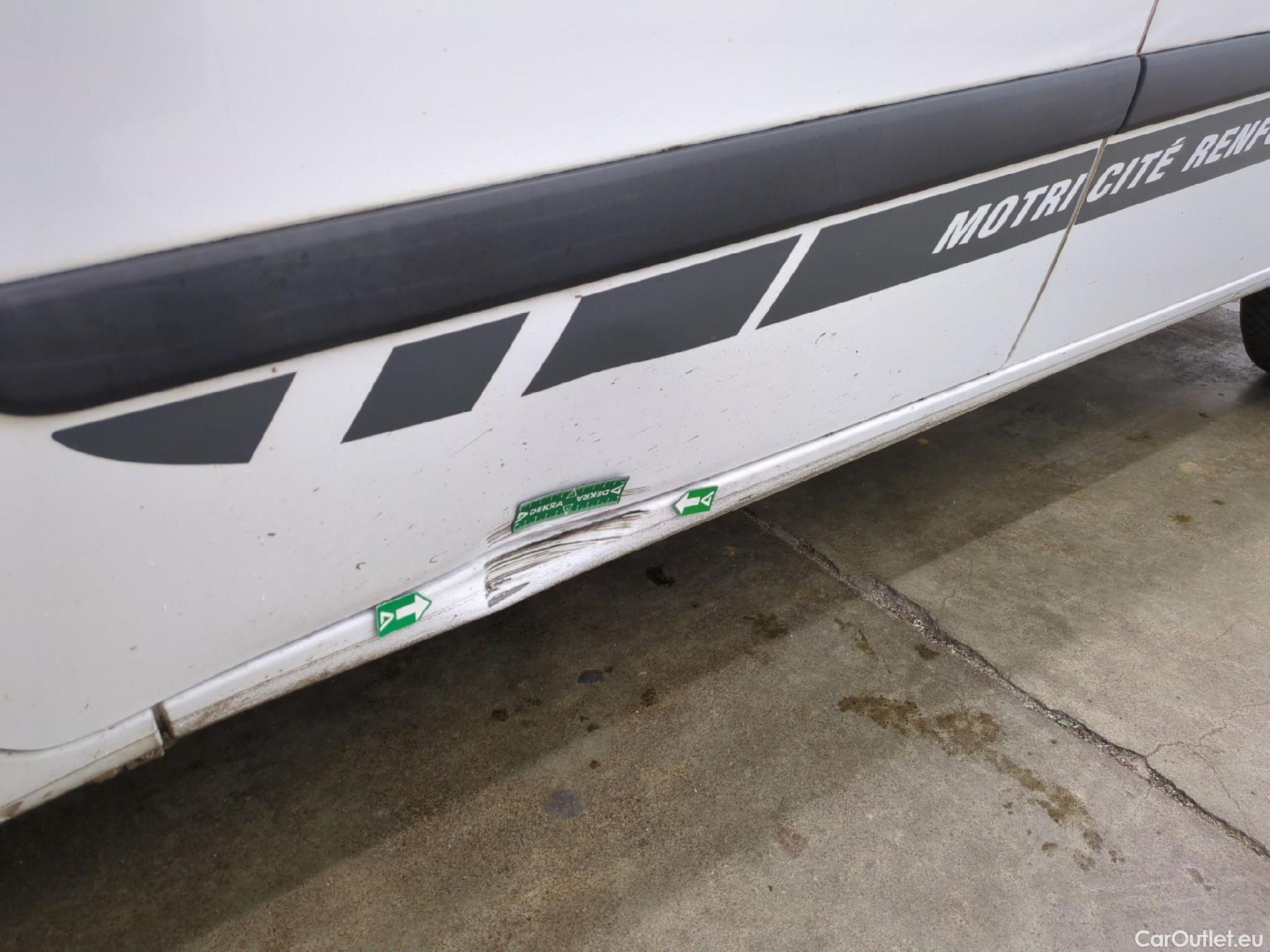  Renault  Kangoo  Express Extra (Série Spéciale) 1.5 dCi 90CV BVM5 E6 #56