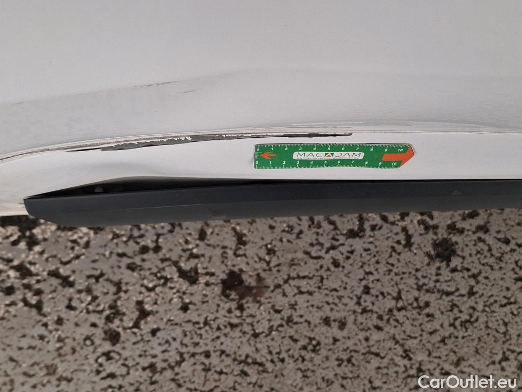  Renault  Trafic RENAULT  VU 4p Fourgon CA CF L2H1 1200 dCi 95 E6 #62