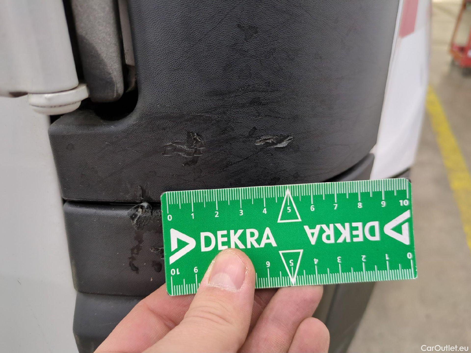  Renault  Kangoo  Express Extra (Série Spéciale) 1.5 dCi 90CV BVM5 E6 #70