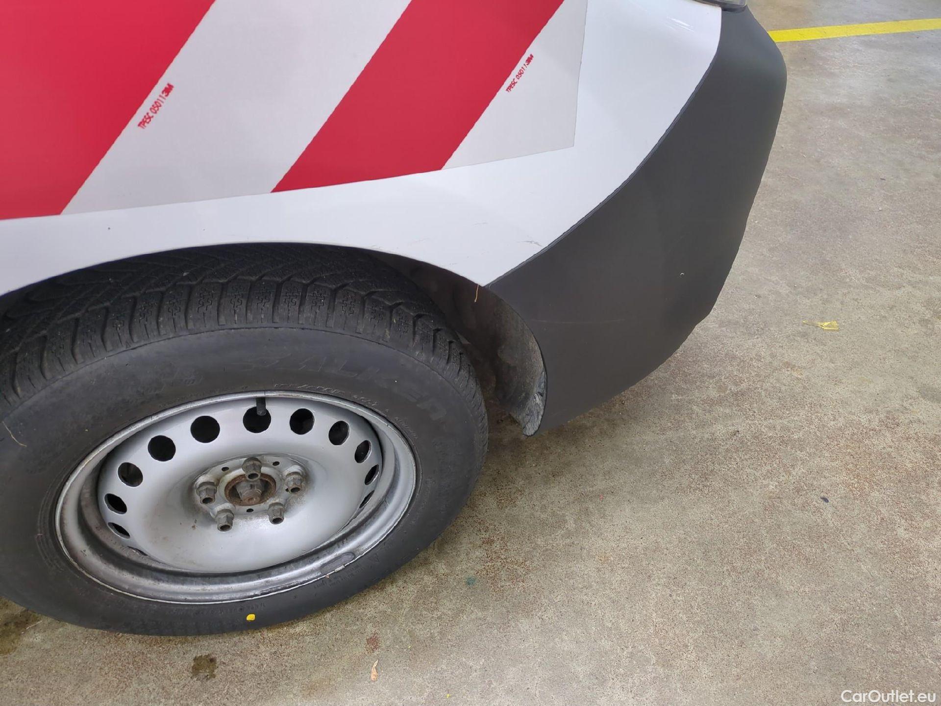  Renault  Kangoo  II Express Maxi Extra (Série Spéciale) 1.5 dCi 95CV BVM6 E6dT #10