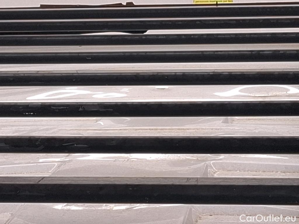  Renault  Trafic RENAULT  VU 4p Fourgon CA CF L2H1 1200 dCi 95 E6 #8