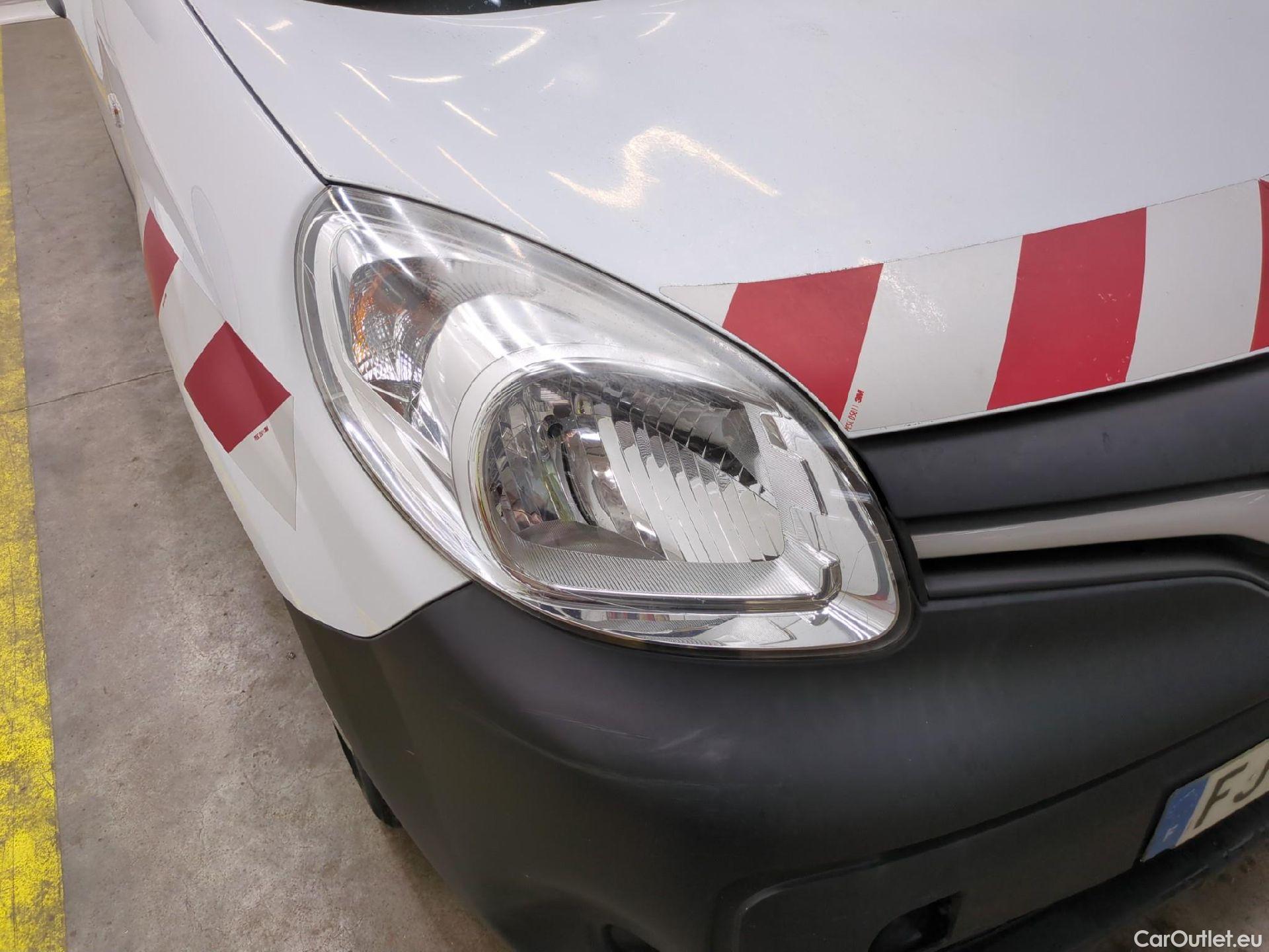  Renault  Kangoo  Express Extra (Série Spéciale) 1.5 dCi 90CV BVM5 E6 #17