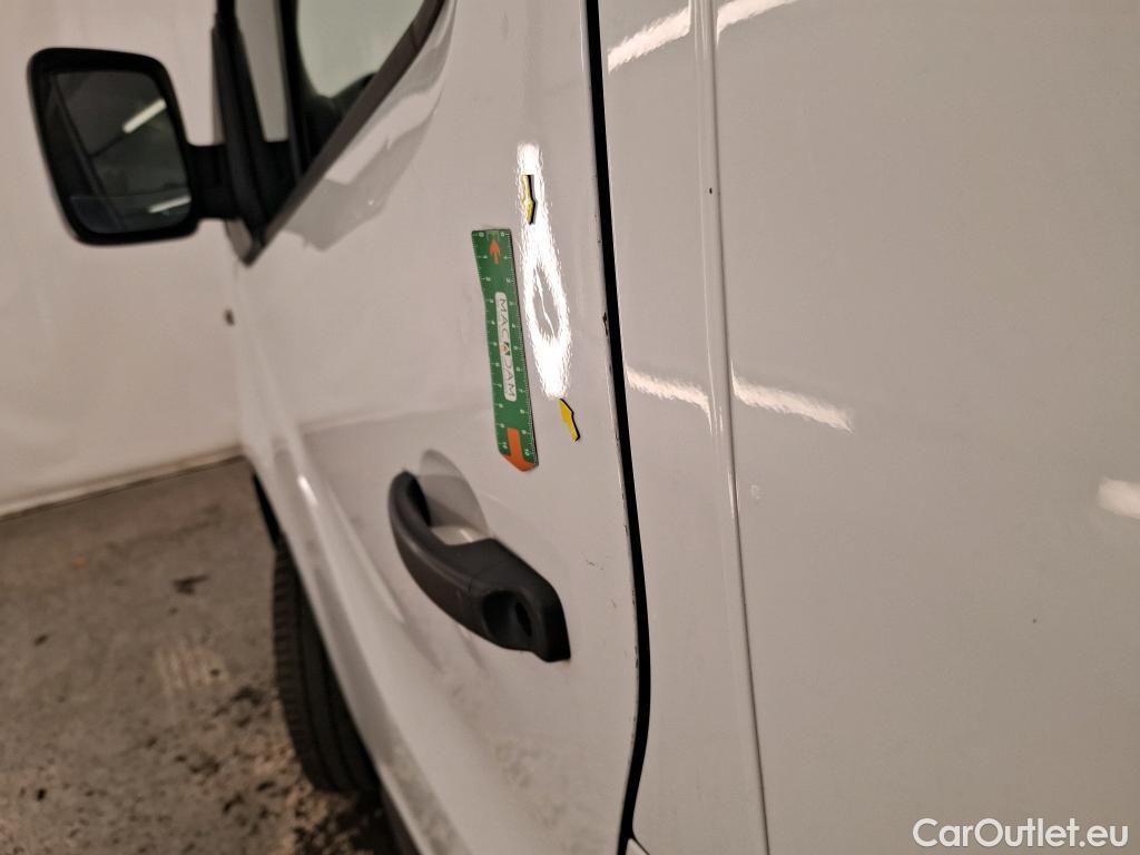  Renault  Trafic RENAULT  VU 4p Fourgon CA CF L2H1 1200 dCi 95 E6 #75