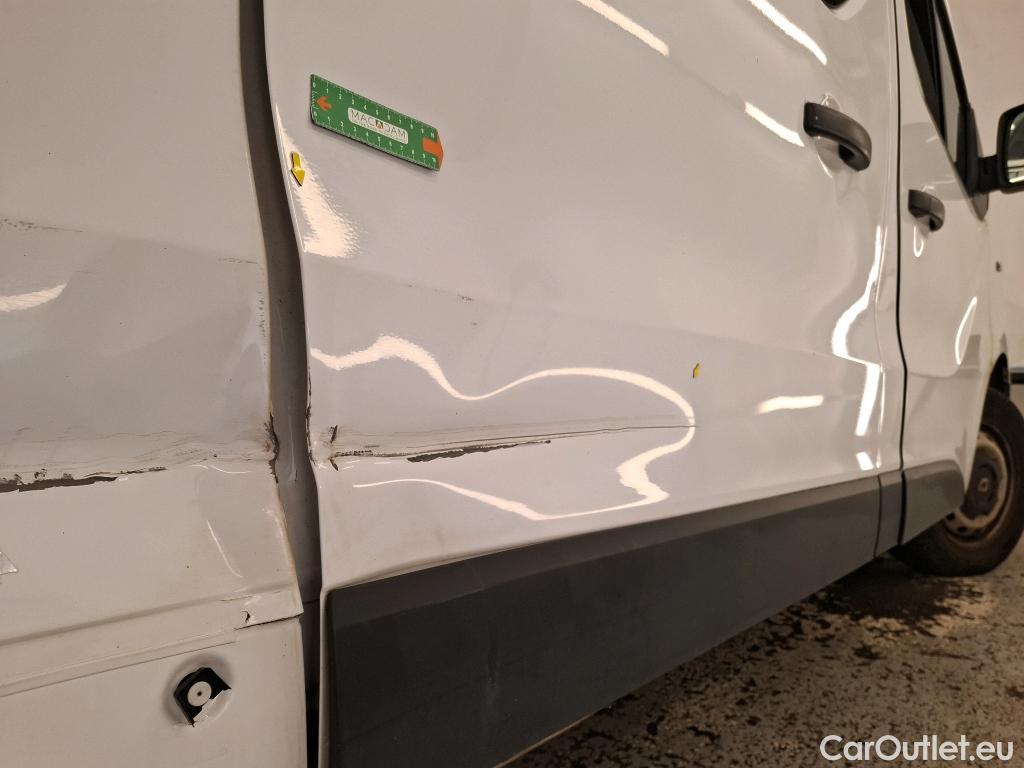  Renault  Trafic RENAULT  VU 4p Fourgon CA CF L2H1 1200 dCi 95 E6 #32