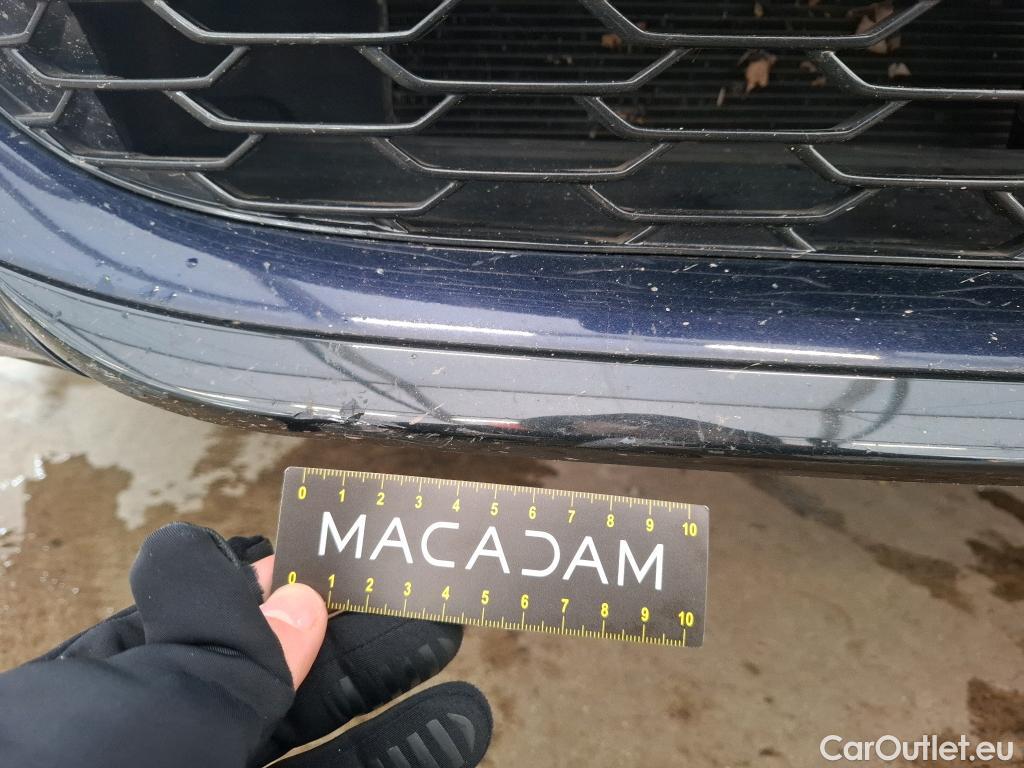  Toyota  Corolla TOYOTA  / 2018 / 5P / Berline Hybride 122h Collection #63