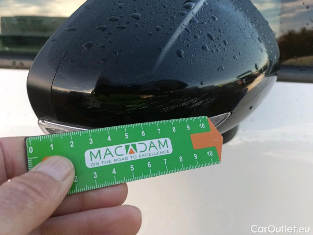  Citroen  C3 CITROEN  Aircross / 2017 / 5P / todoterreno BlueHDi 73kW (100CV) S&S SHINE #36