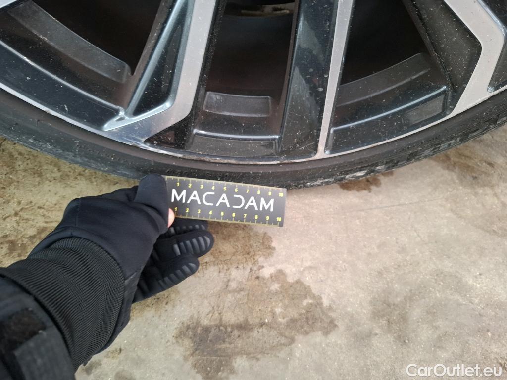  Toyota  Corolla TOYOTA  / 2018 / 5P / Berline Hybride 122h Collection #7