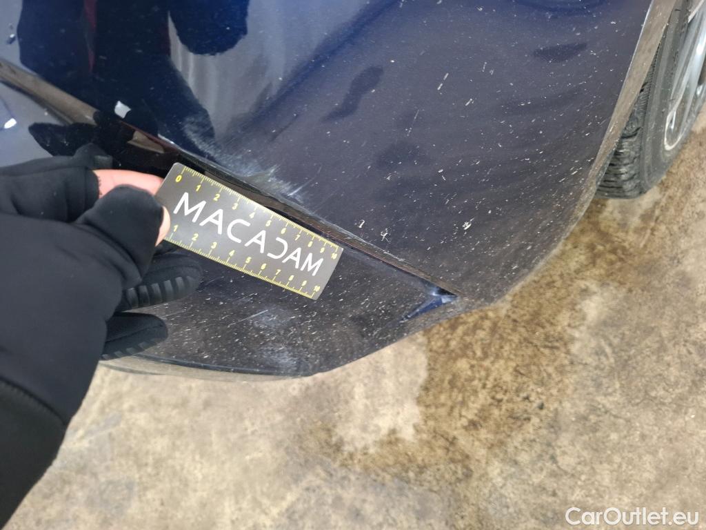  Toyota  Corolla TOYOTA  / 2018 / 5P / Berline Hybride 122h Collection #28