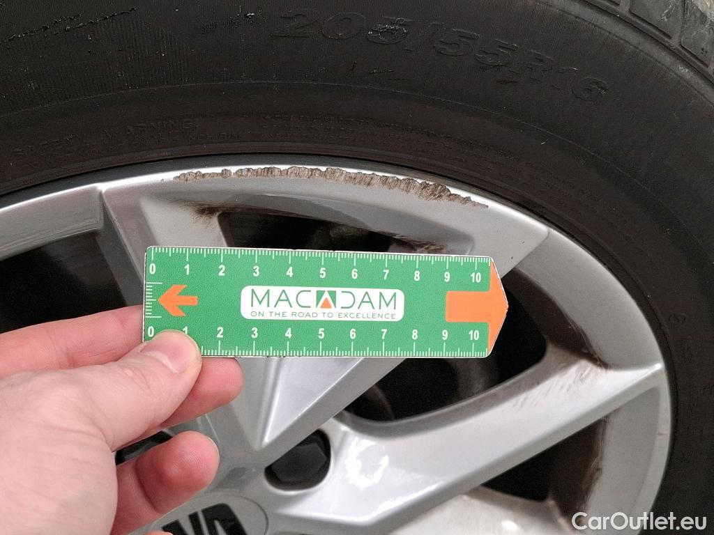  Seat  Leon  2.0 TDI 110 kW Business TDI 150CV BVA7 6E #19