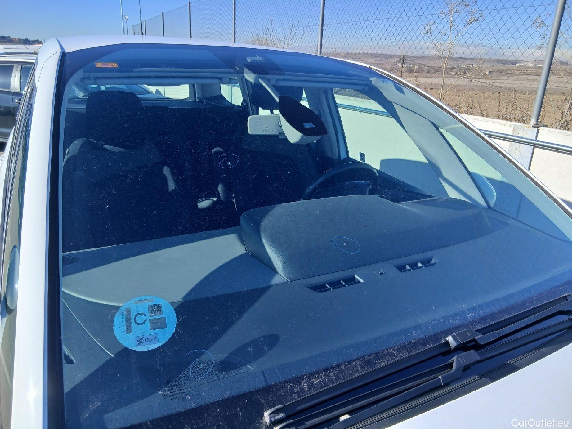  Citroen  C4 Grand Picasso CITROEN Grand C4 Spacetourer / 2016 / 5P / monovolumen BlueHDi 96KW (130CV) S&S Live #2