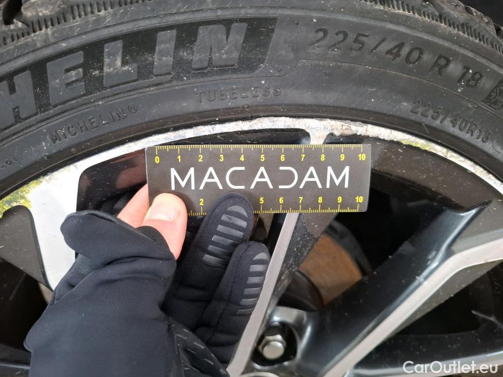  Toyota  Corolla TOYOTA  / 2018 / 5P / Berline Hybride 122h Collection #10