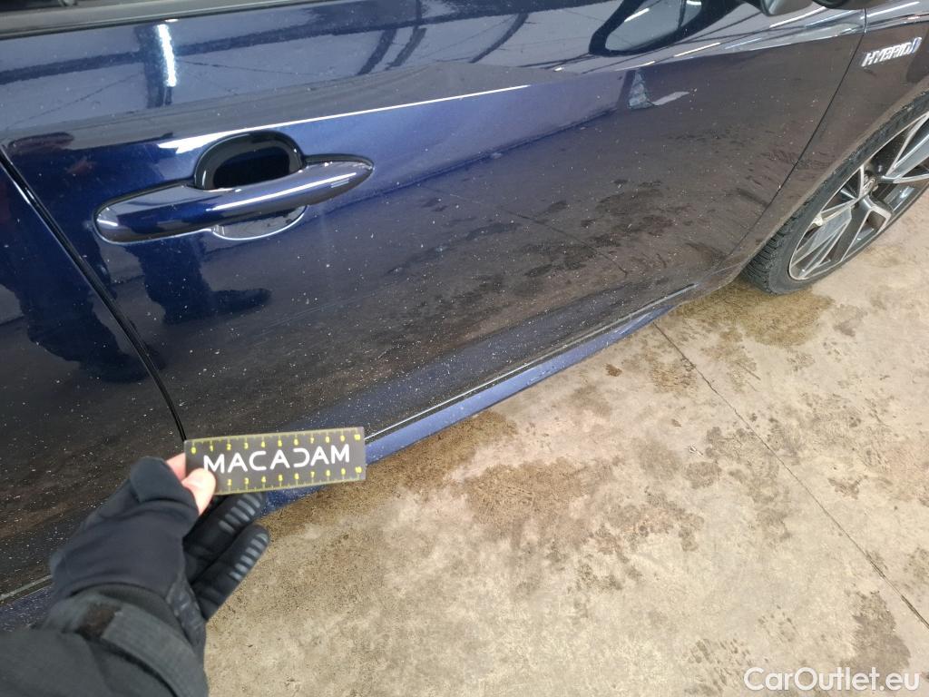  Toyota  Corolla TOYOTA  / 2018 / 5P / Berline Hybride 122h Collection #67