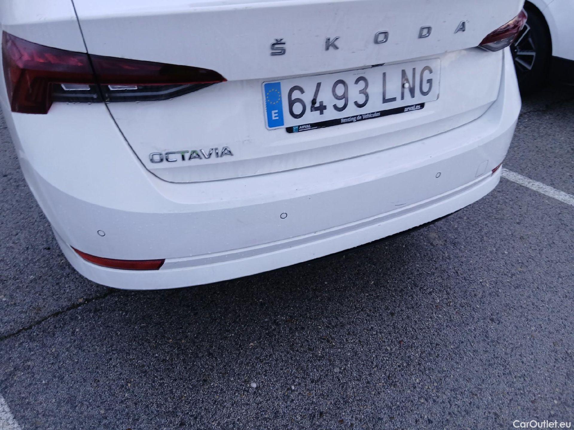  Skoda  Octavia SKODA  / 2020 / 5P / berlina con portón 2.0 TDI 85kW (115 CV) Manual Ambition #12