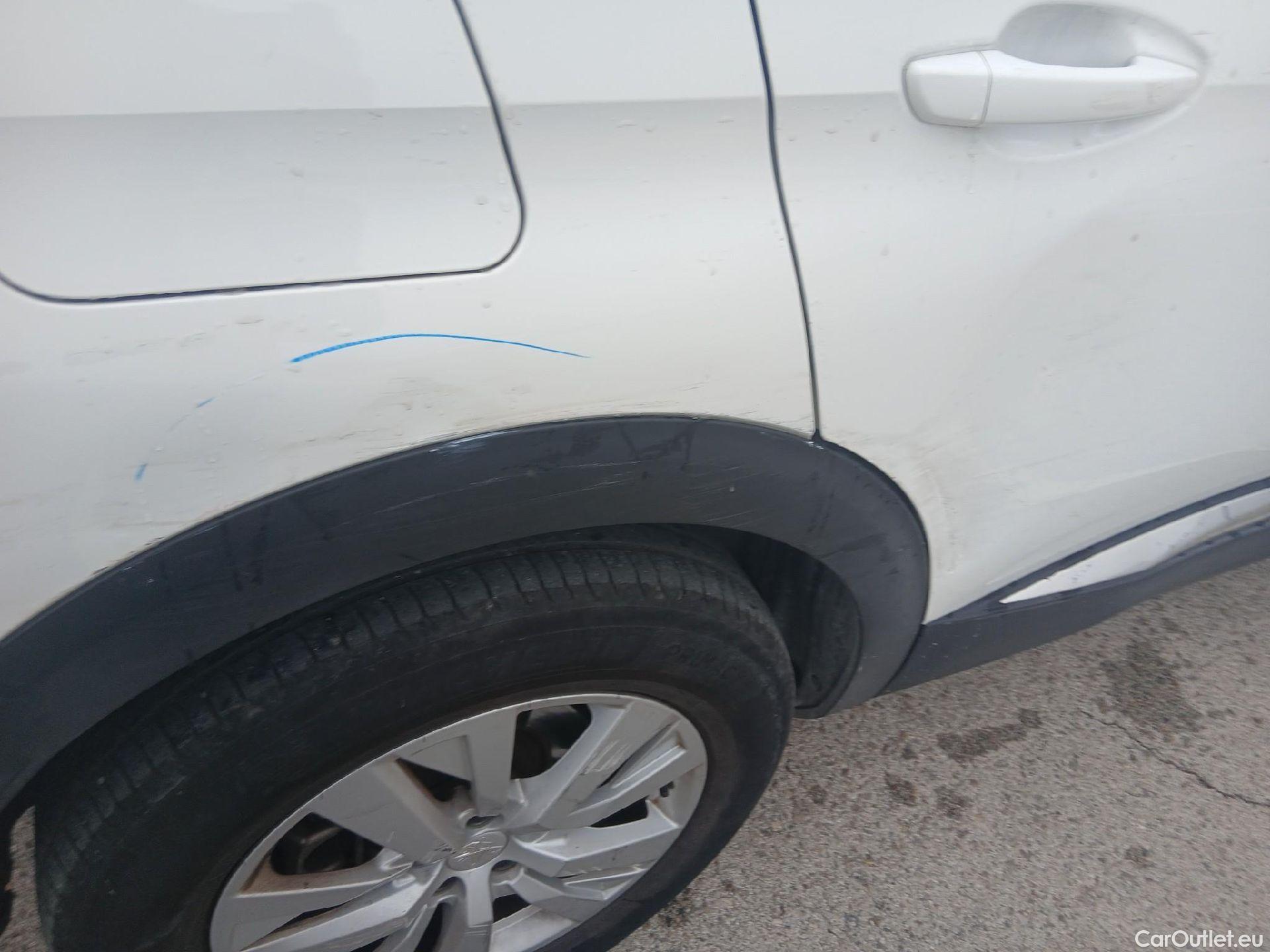  Peugeot  3008 PEUGEOT  / 2016 / 5P / todoterreno 1.5 BlueHDi 96kW (130CV) S&S Style #21