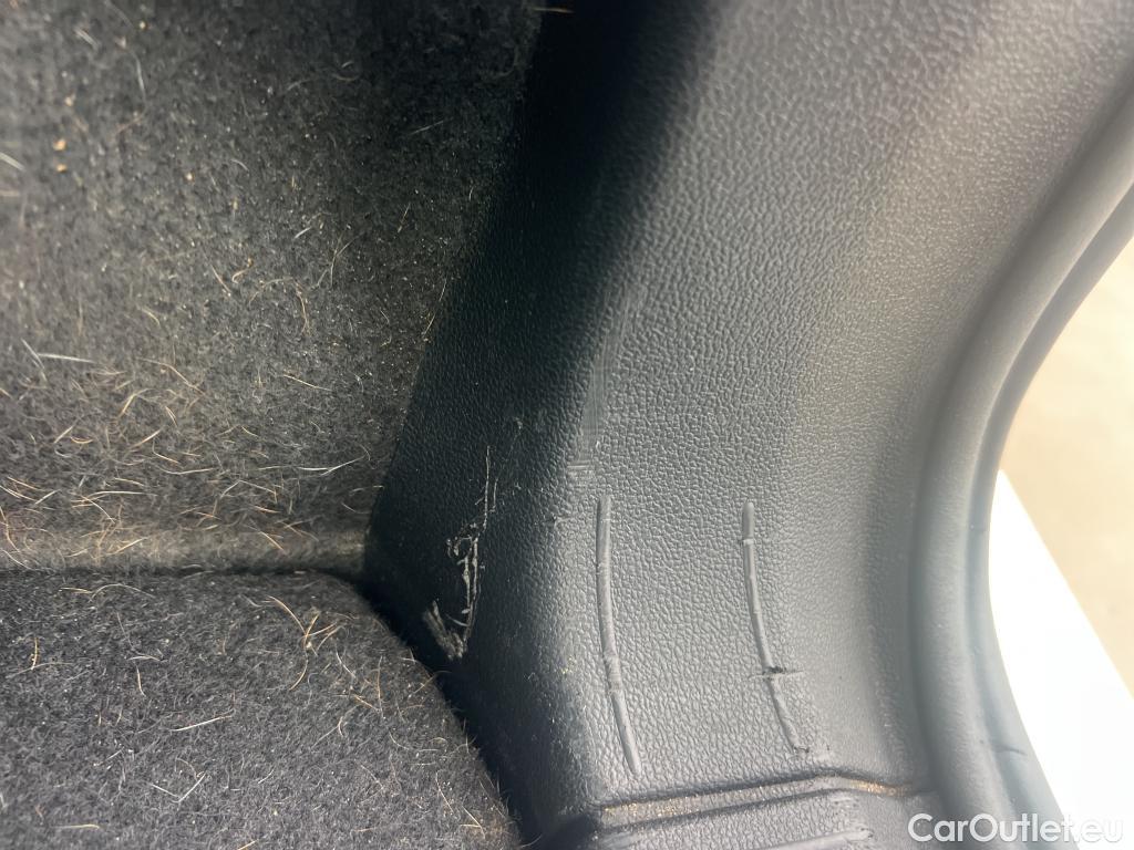  Volkswagen  T-CROSS VOLKSWAGEN  / 2018 / 5P / todoterreno Advance 1.0 TSI 85kW (115CV) DSG (AC) #17