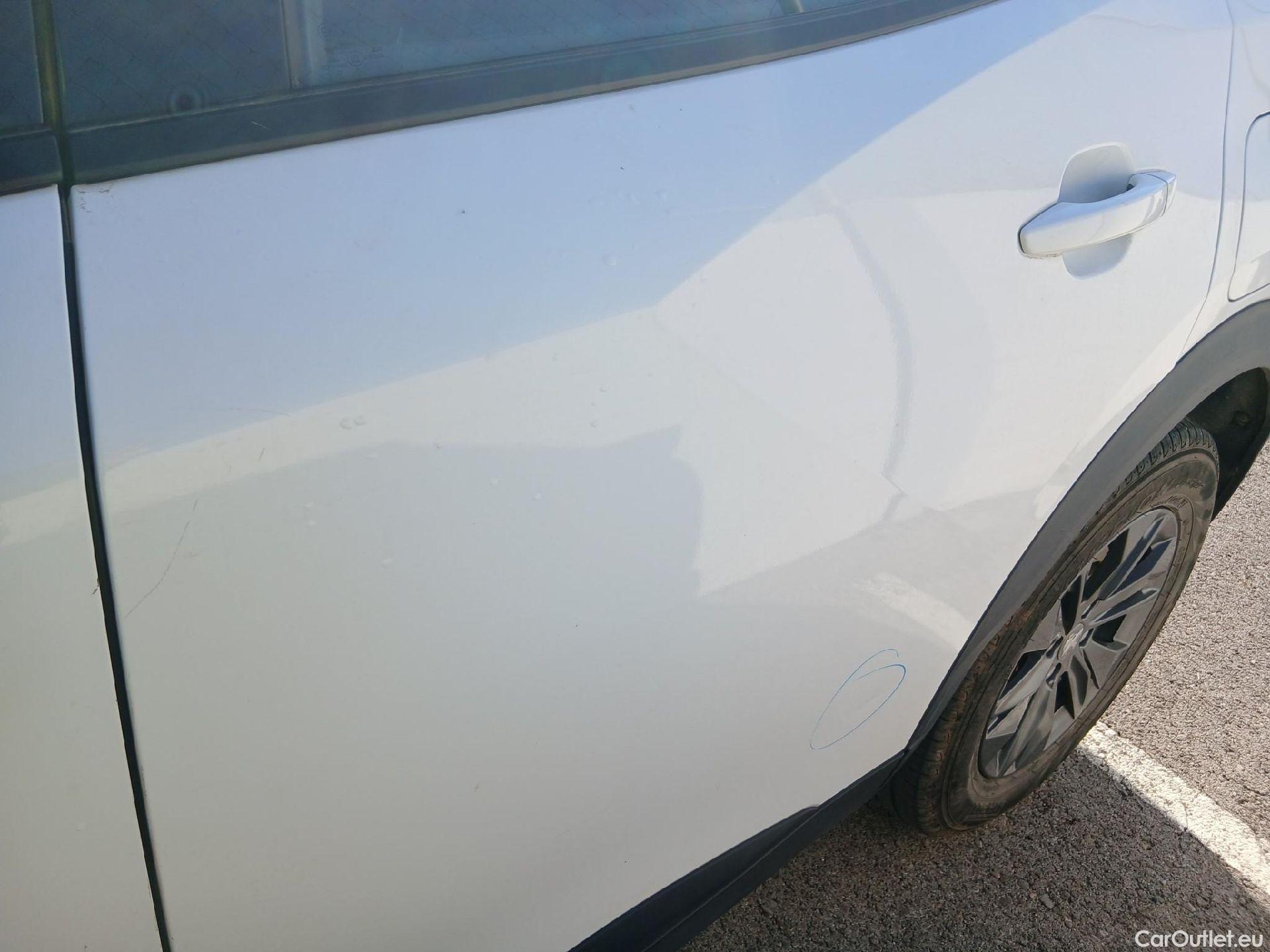  Peugeot  2008 PEUGEOT  / 2019 / 5P / todoterreno Active Pack BlueHDI 81kW (110CV) #18