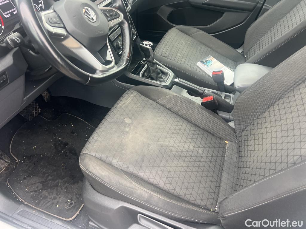  Volkswagen  T-CROSS VOLKSWAGEN  / 2018 / 5P / todoterreno Advance 1.0 TSI 85kW (115CV) DSG (AC) #10