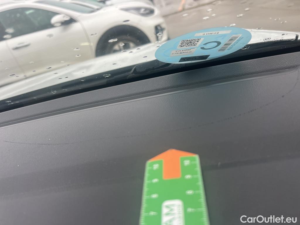  Volkswagen  T-CROSS VOLKSWAGEN  / 2018 / 5P / todoterreno Advance 1.0 TSI 85kW (115CV) DSG (AC) #6