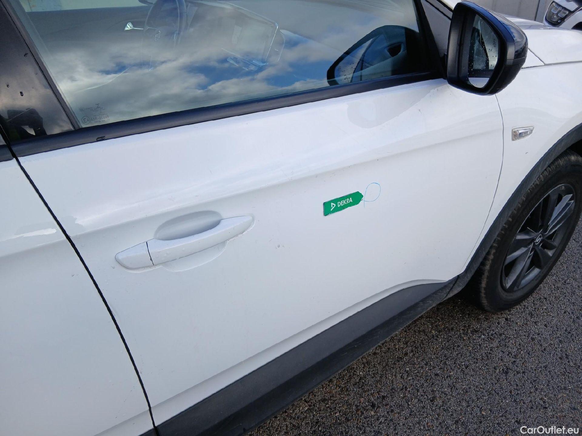  Opel   Grandland X OPEL Grandland / 2021 / 5P / todoterreno 1.5 CDTi Business Edition Auto #25