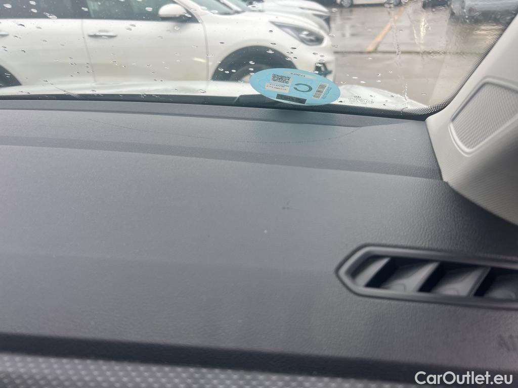  Volkswagen  T-CROSS VOLKSWAGEN  / 2018 / 5P / todoterreno Advance 1.0 TSI 85kW (115CV) DSG (AC) #5