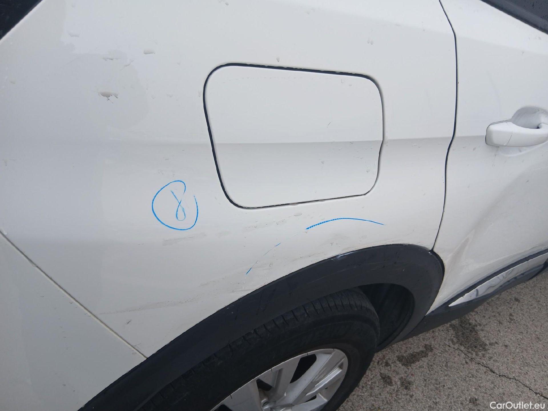  Peugeot  3008 PEUGEOT  / 2016 / 5P / todoterreno 1.5 BlueHDi 96kW (130CV) S&S Style #19