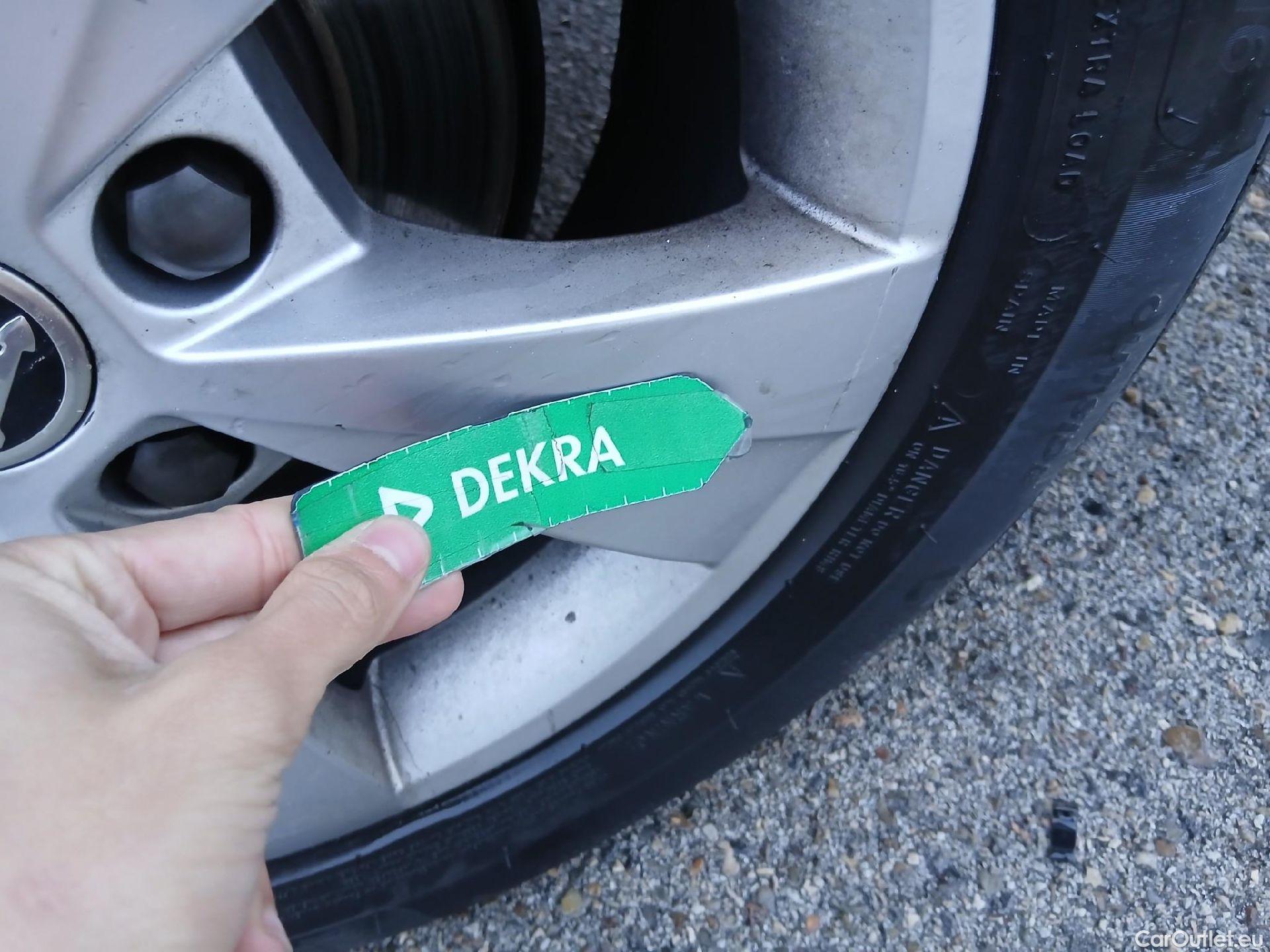  Skoda  Octavia SKODA  / 2020 / 5P / berlina con portón 2.0 TDI 85kW (115 CV) Manual Ambition #8