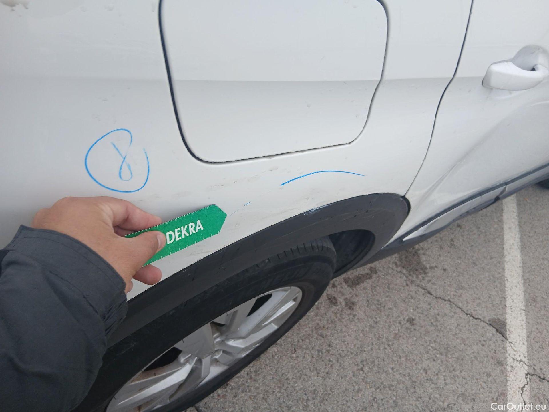  Peugeot  3008 PEUGEOT  / 2016 / 5P / todoterreno 1.5 BlueHDi 96kW (130CV) S&S Style #20