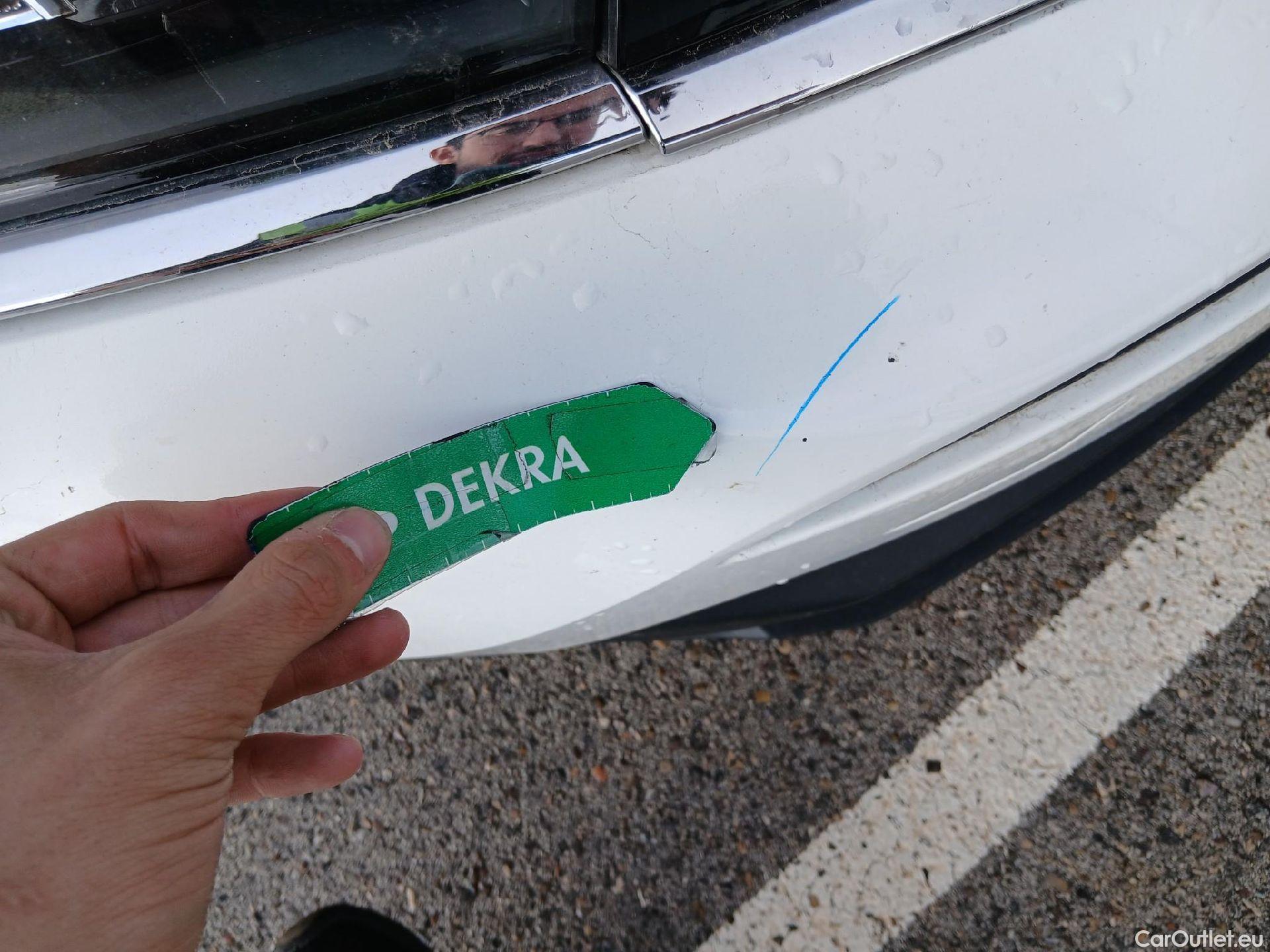  Opel   Grandland X OPEL Grandland / 2021 / 5P / todoterreno 1.5 CDTi Business Edition Auto #4