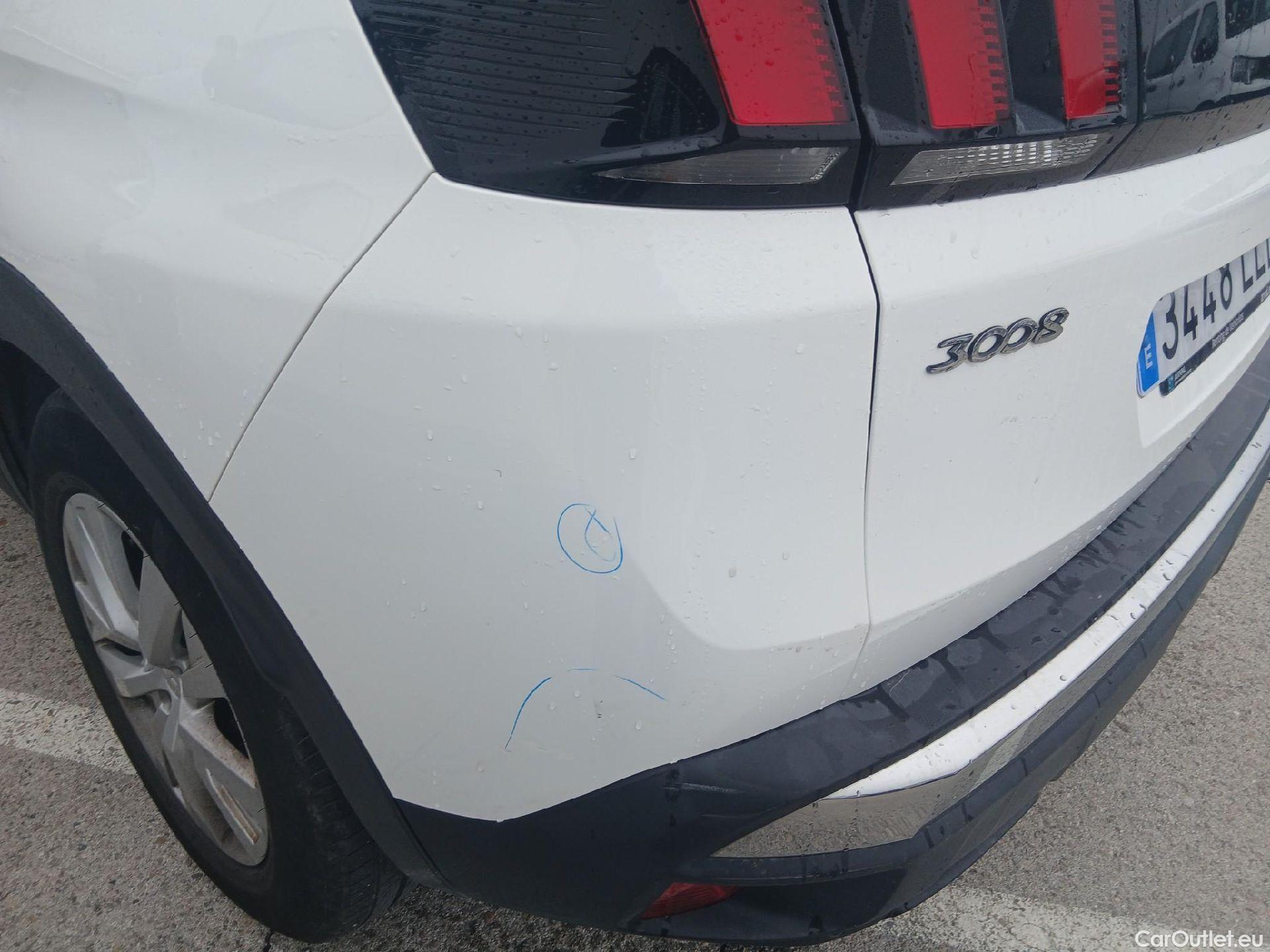  Peugeot  3008 PEUGEOT  / 2016 / 5P / todoterreno 1.5 BlueHDi 96kW (130CV) S&S Style #15