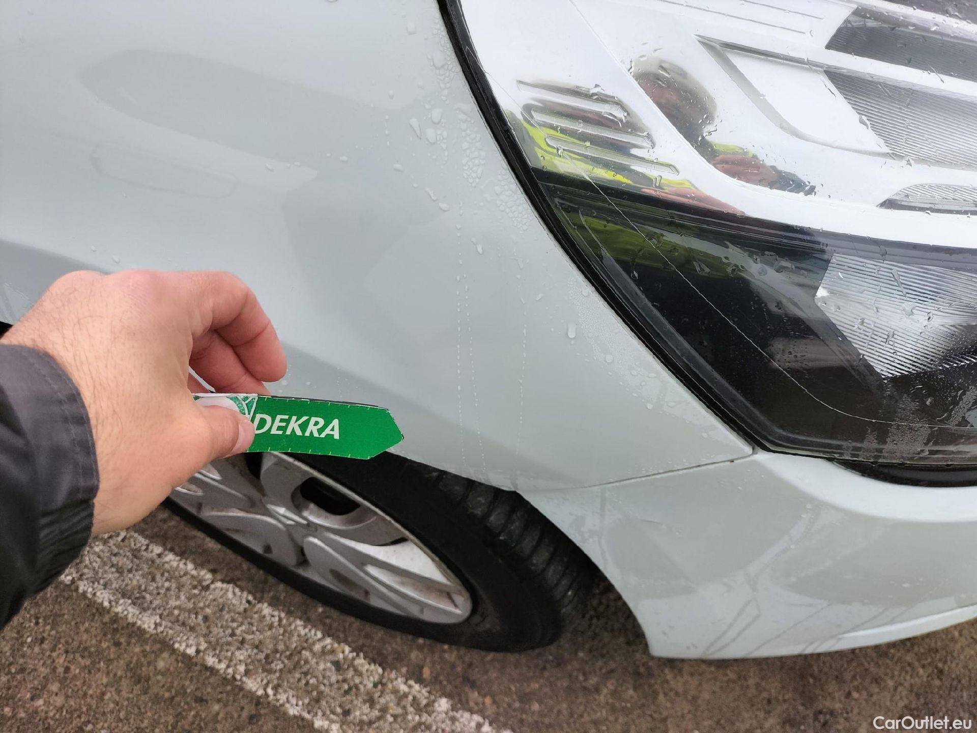  Renault  Clio RENAULT  / 2016 / 5P / berlina con portón Business TCe 66kW (90CV) GLP -18 #2