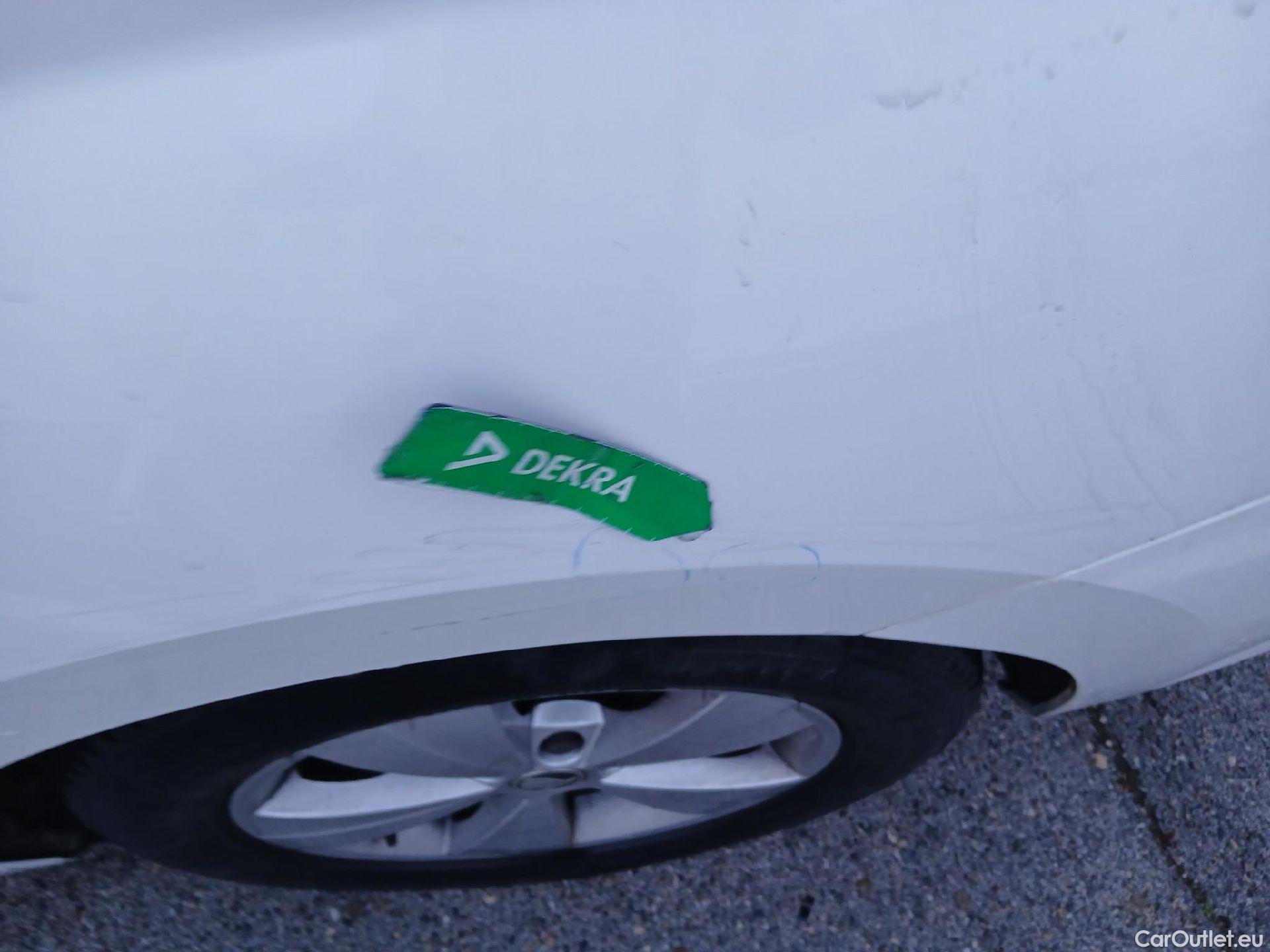  Skoda  Octavia SKODA  / 2020 / 5P / berlina con portón 2.0 TDI 85kW (115 CV) Manual Ambition #9