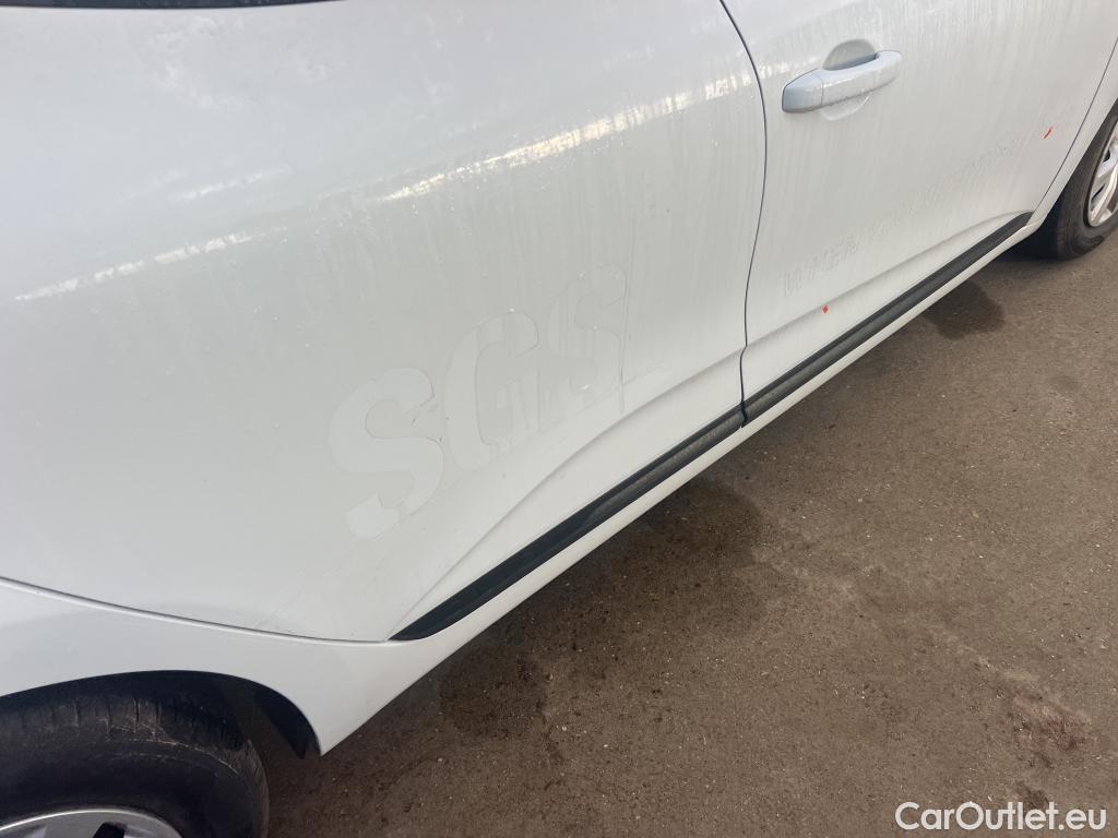  Renault  Clio RENAULT  / 2019 / 5P / berlina con portón Business TCe 74 kW (100CV) GLP #4