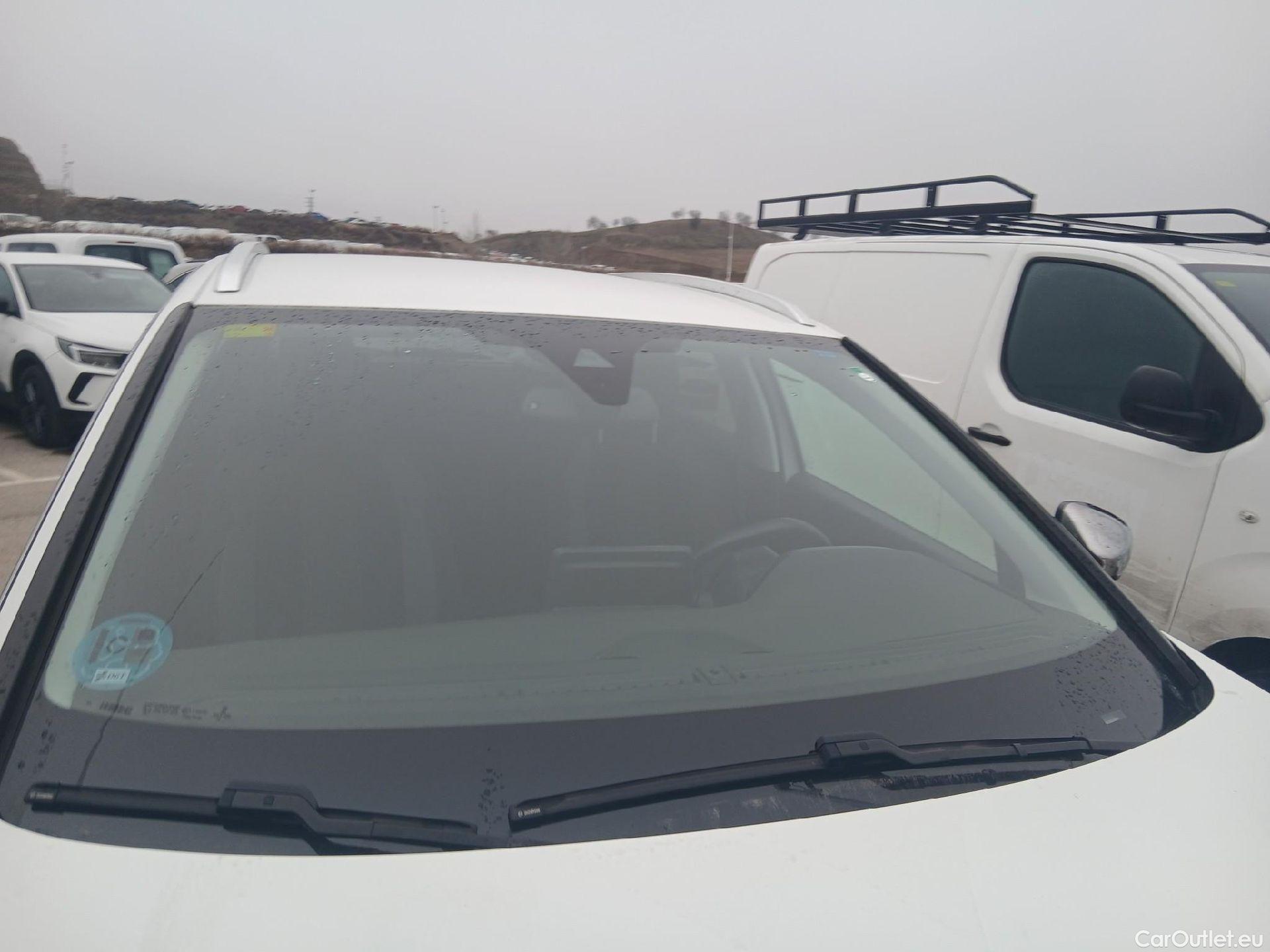  Peugeot  3008 PEUGEOT  / 2016 / 5P / todoterreno 1.5 BlueHDi 96kW (130CV) S&S Style #10