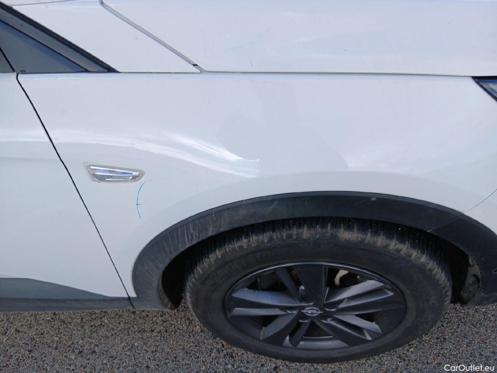  Opel   Grandland X OPEL Grandland / 2021 / 5P / todoterreno 1.5 CDTi Business Edition Auto #29